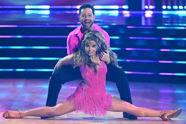 Danielle Fishel and Pasha Pashkov